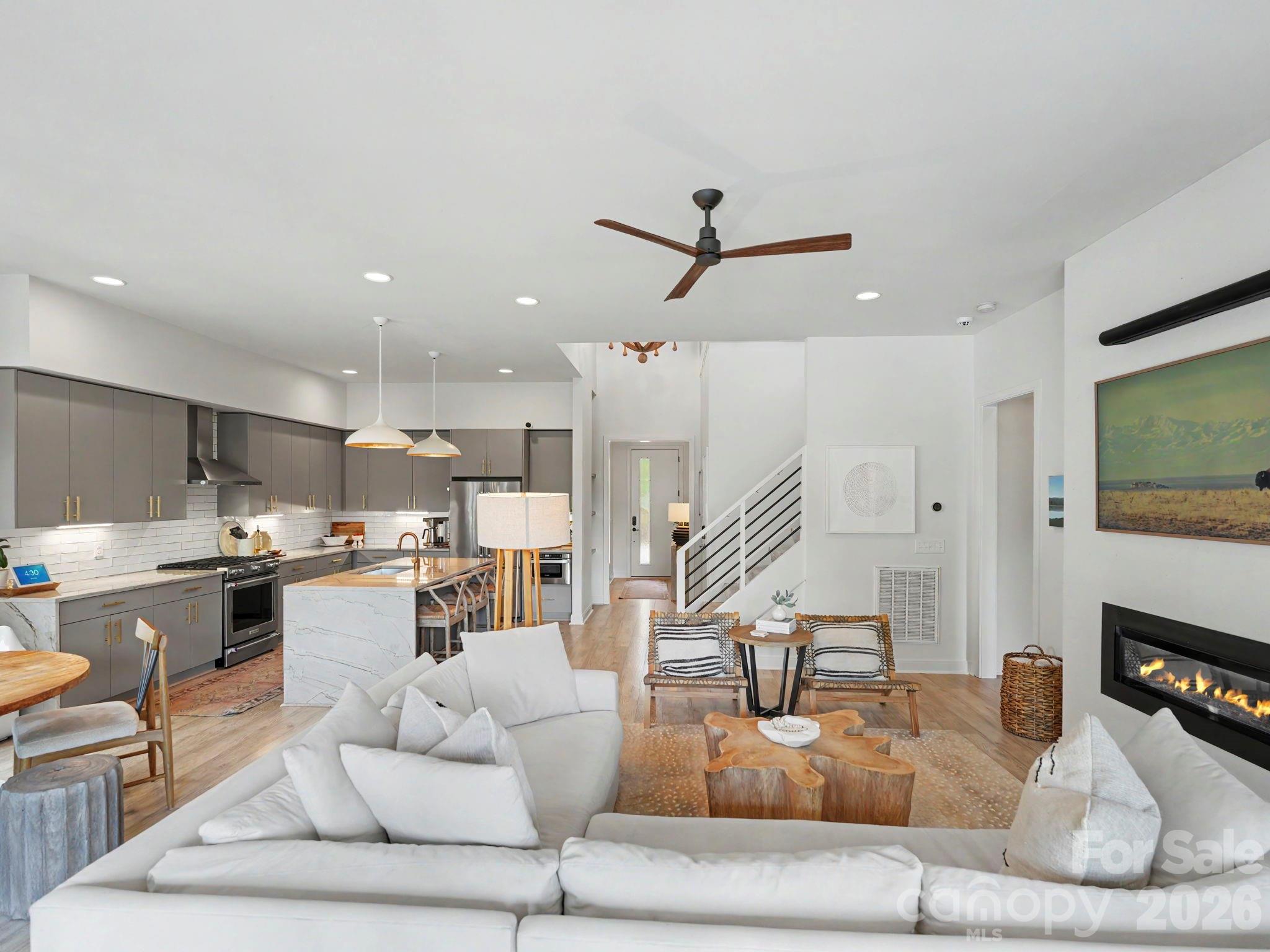1314 Levy Way