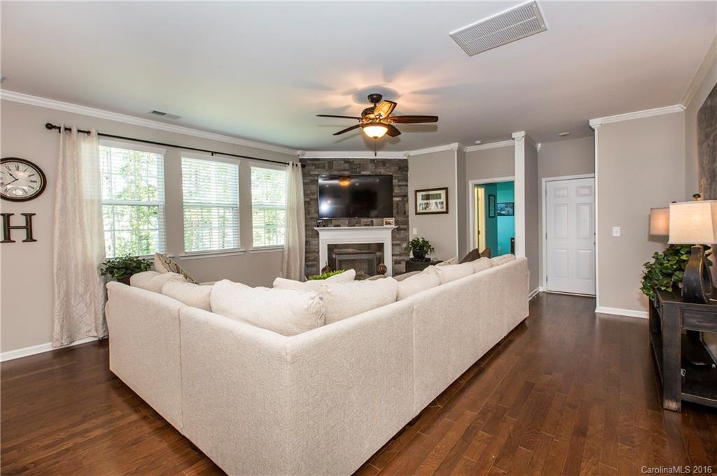 The Retreat at Rayfield - Residential