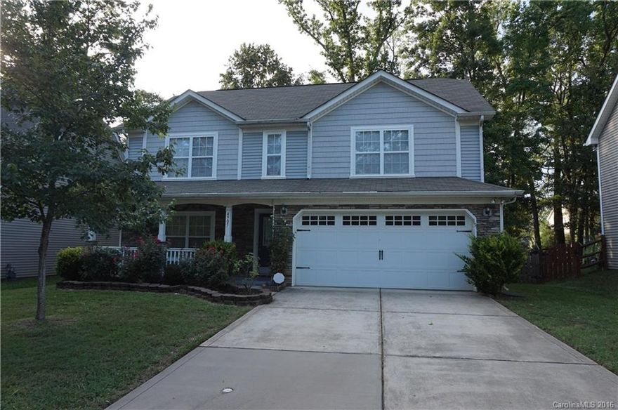 Very Spacious two story home in a cute cul-de-sac. Open floor plan layout with bedrooms upstairs for privacy. Kitchen has plenty of cabinets and counter space. Laundry room is located in the second floor and is very spacious. Location is a big plus, you are going to be just minutes away from the gas station, grocery store, pharmacy and I-85. Front Porch & Stone Face.