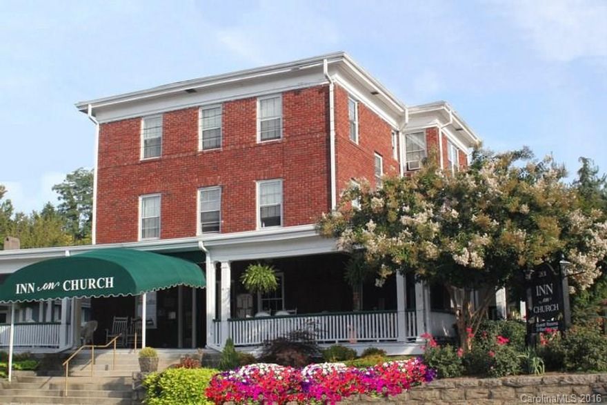 B & B Inn (National Historic) with 21 br rooms & bath.  Potential full service bar, kitchen and dinning area currently used for special events and Inn Customers only.  Seating capacity for 60+ people.  Show only by appointments and all buyers must show proof of funds and or access to funds from Lending Institutions prior to access to property. Potential buyers and their agents sign a Confidentiality Agreement in Advance.  Adjacent 1300 + sq ft Innkeeper quarters included in the price of the Inn.