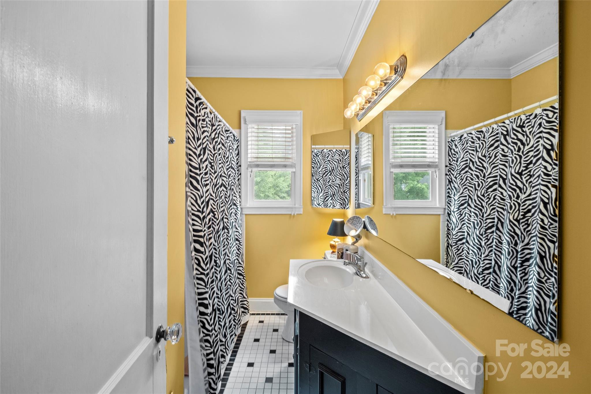 Myers Park - Residential Income