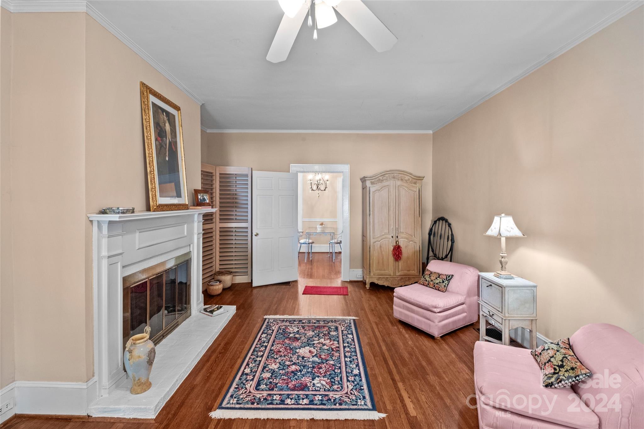 Myers Park - Residential Income