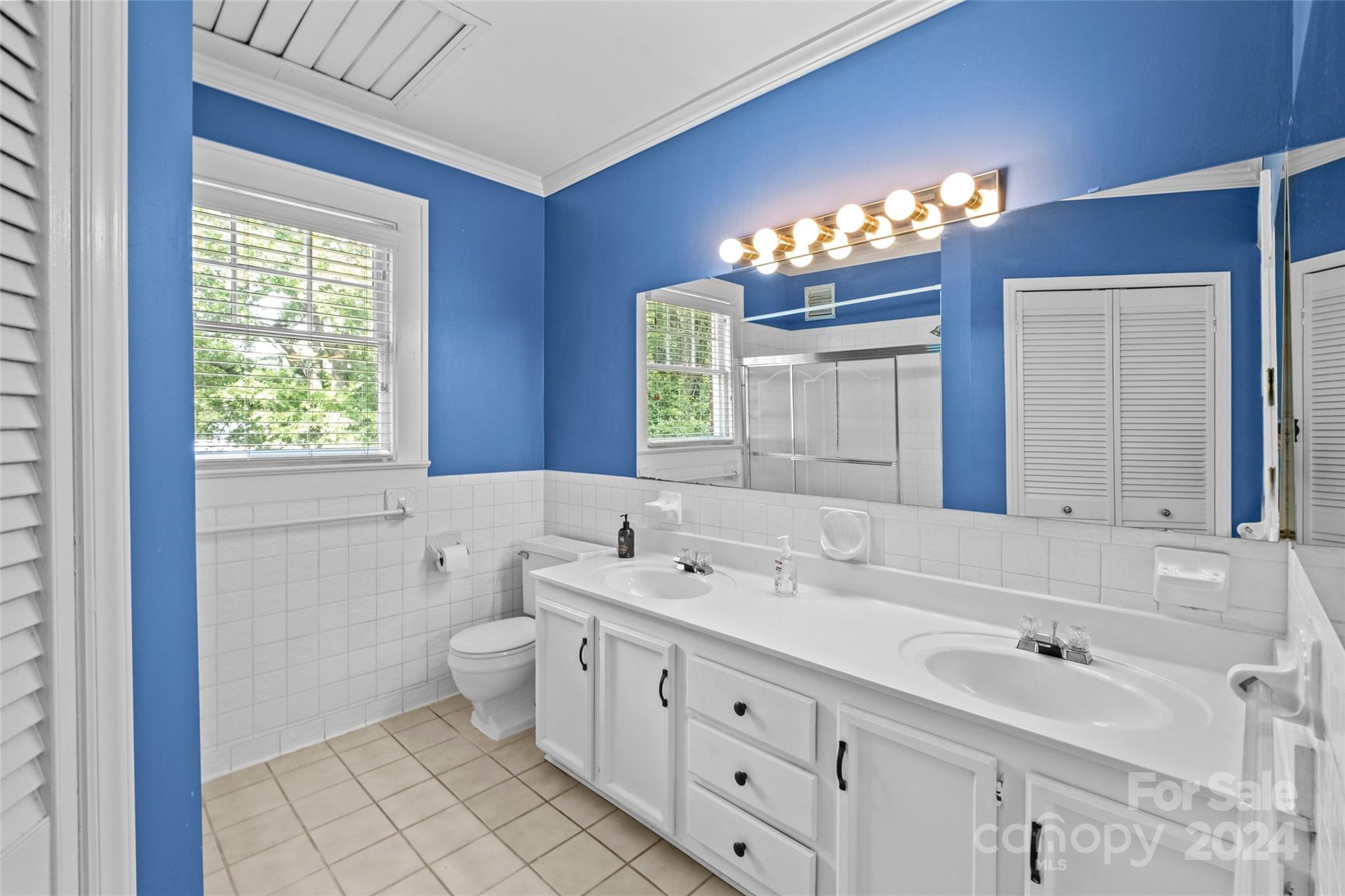 Myers Park - Residential Income