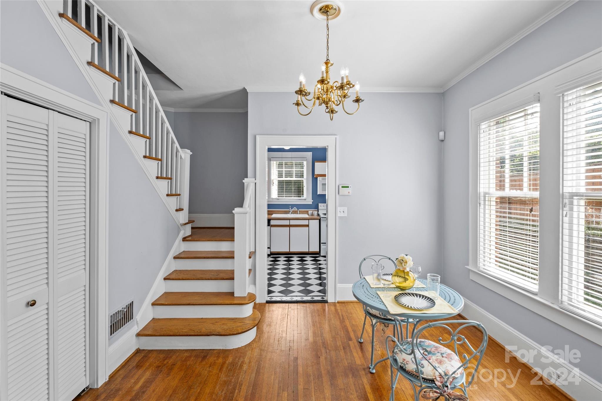 Myers Park - Residential Income