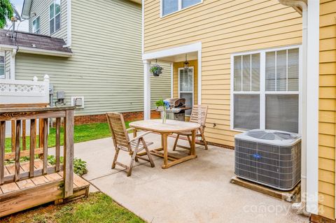 A home in Huntersville