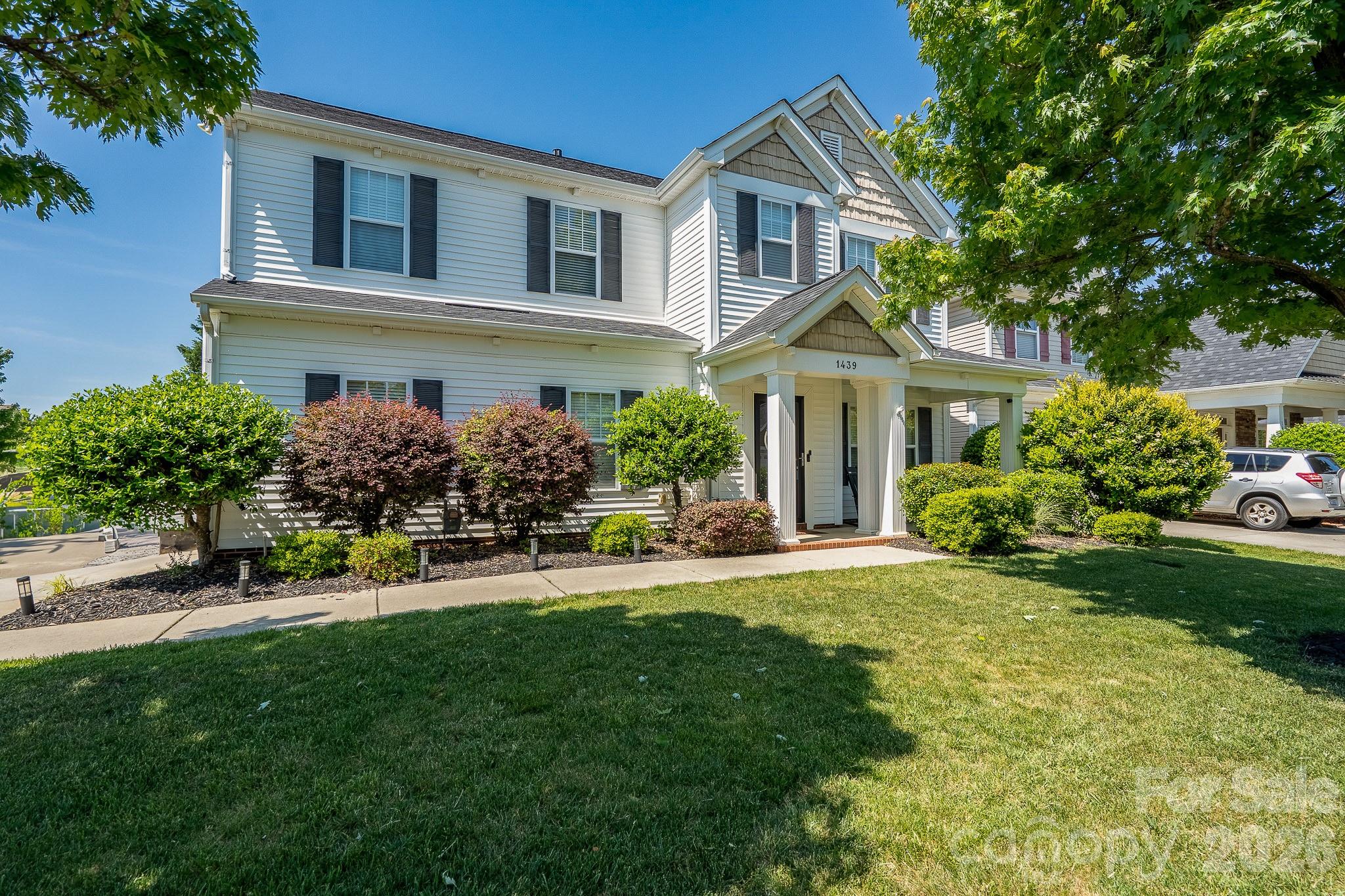 Moss Creek Village - Residential