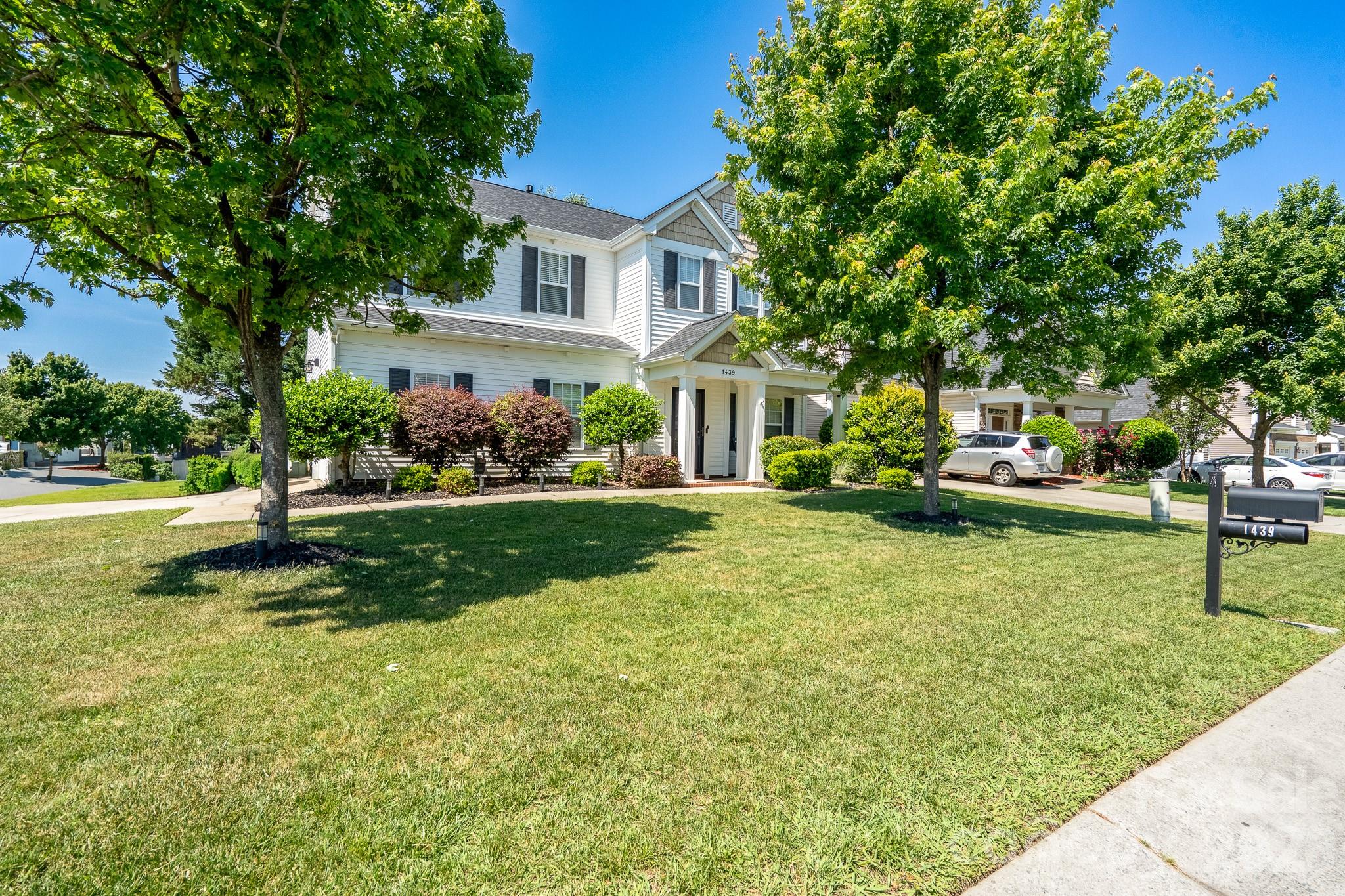 Moss Creek Village - Residential