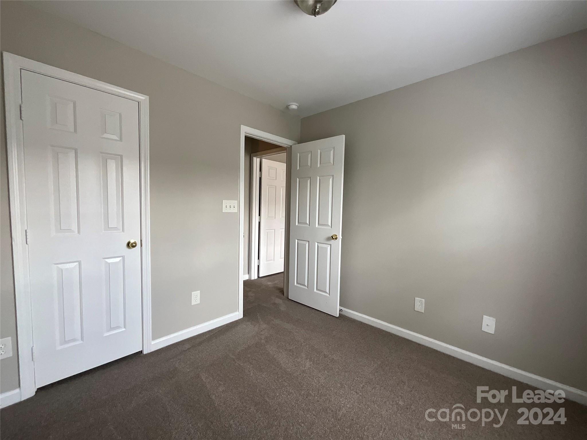 Farmington Ridge - Residential Lease