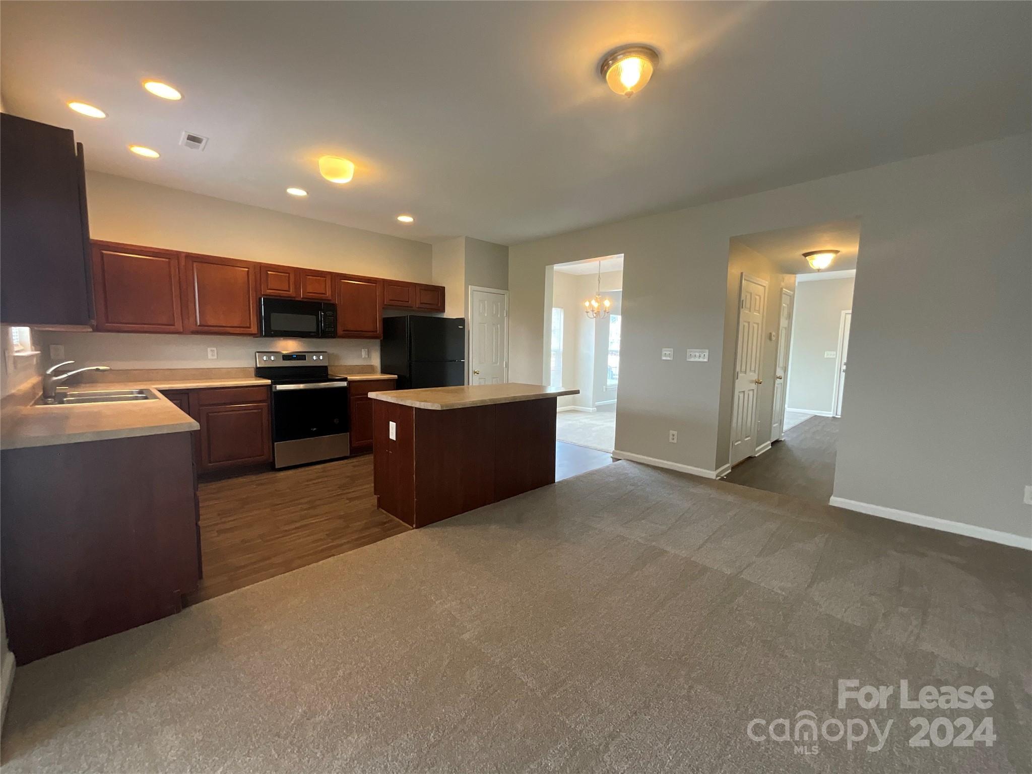 Farmington Ridge - Residential Lease