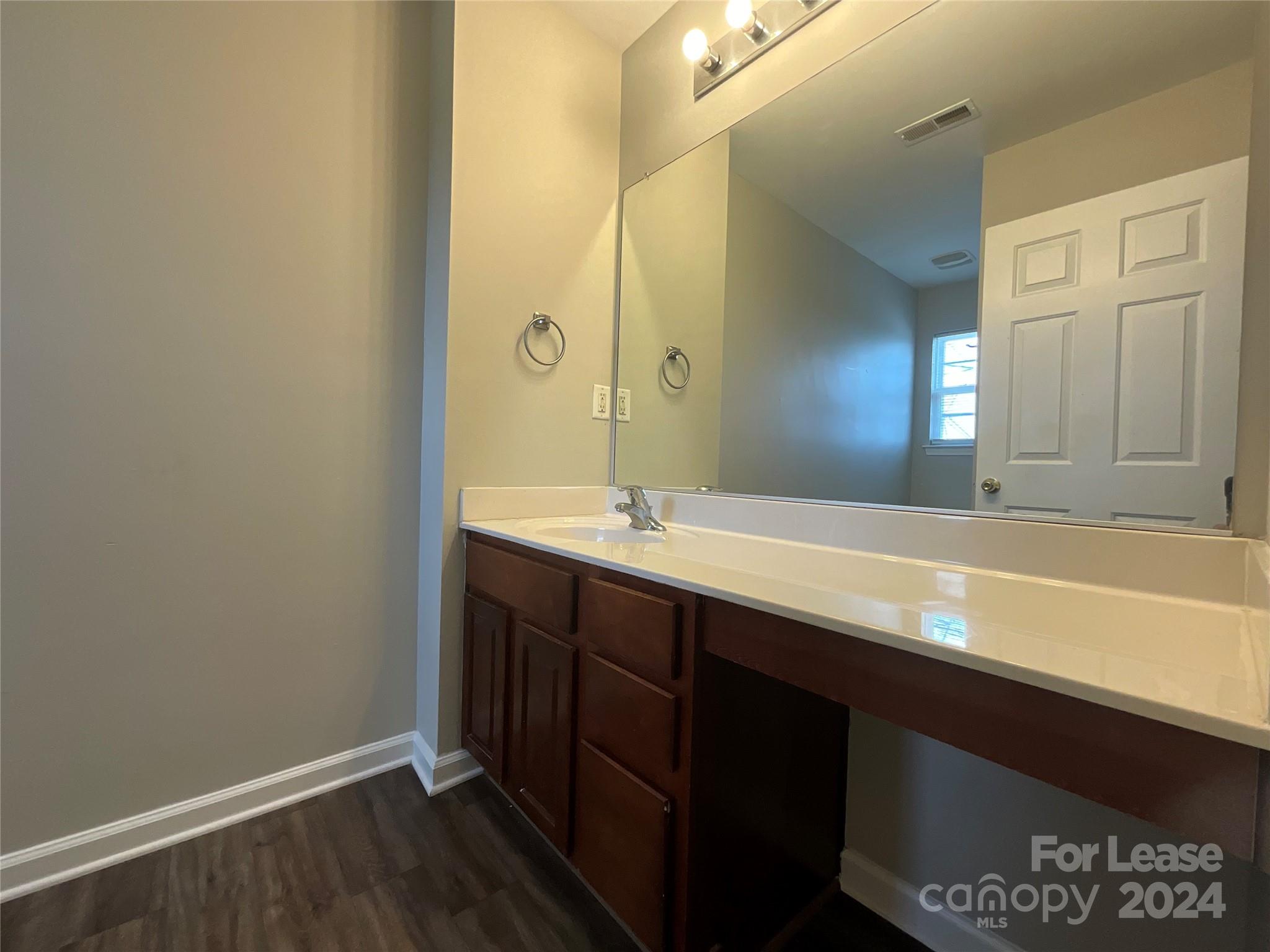 Farmington Ridge - Residential Lease