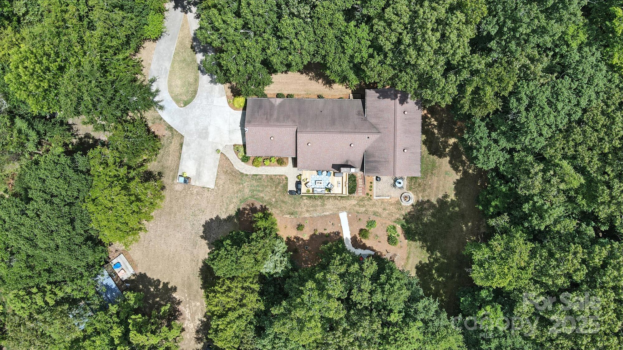 208 Falcon Drive