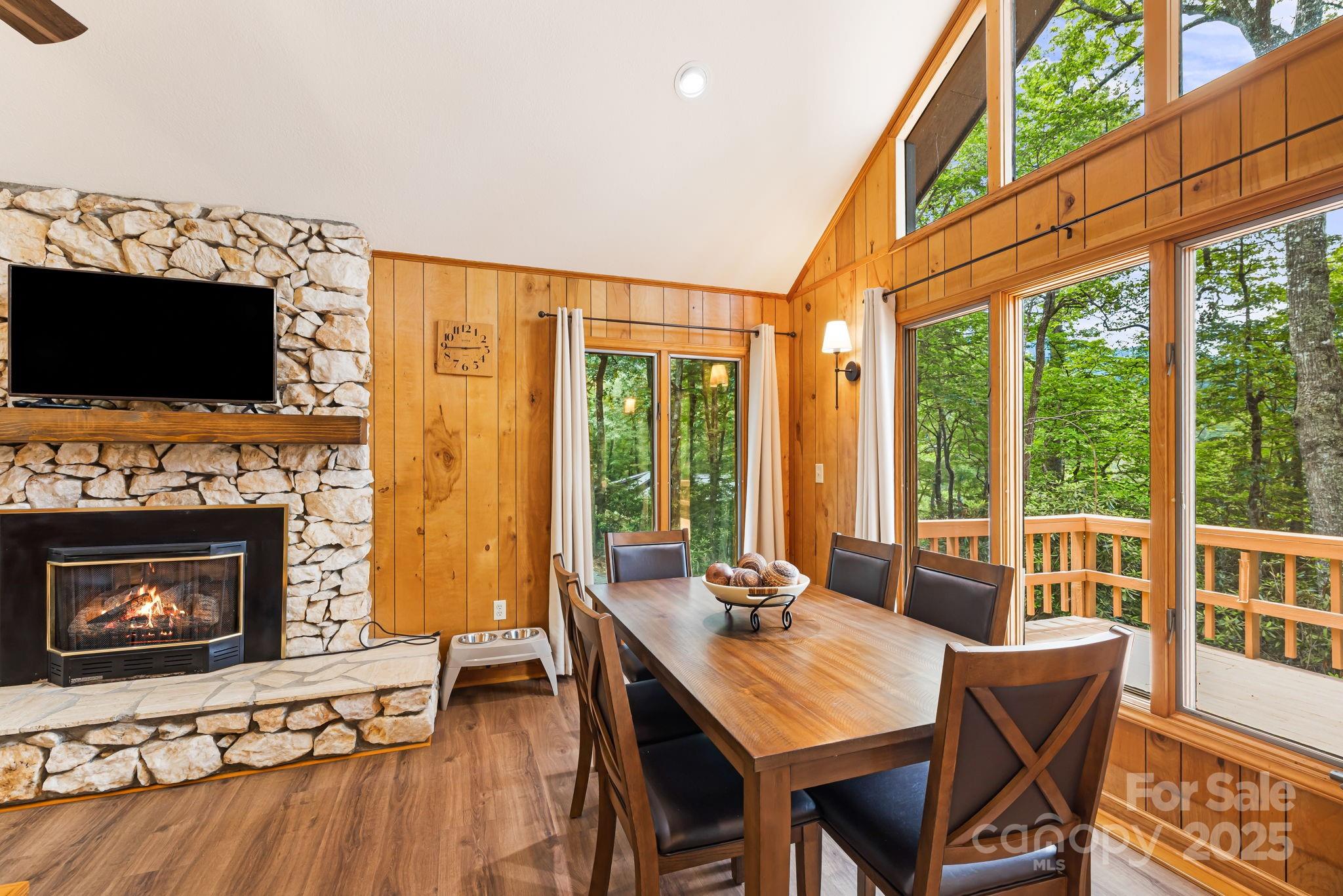 Mt. Mitchell Lands - Residential