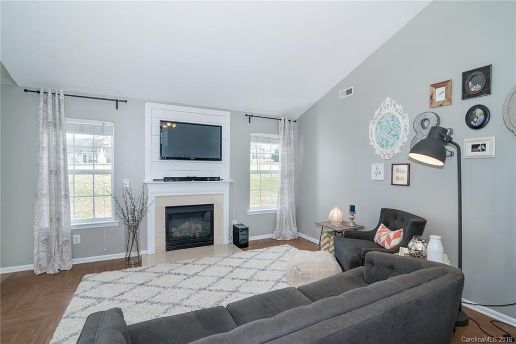 Steele Meadows - Residential