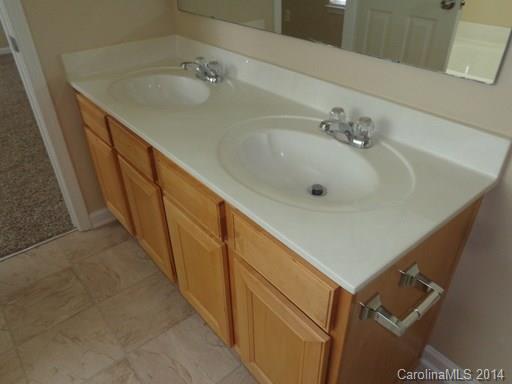 Avery Glen - Residential Lease