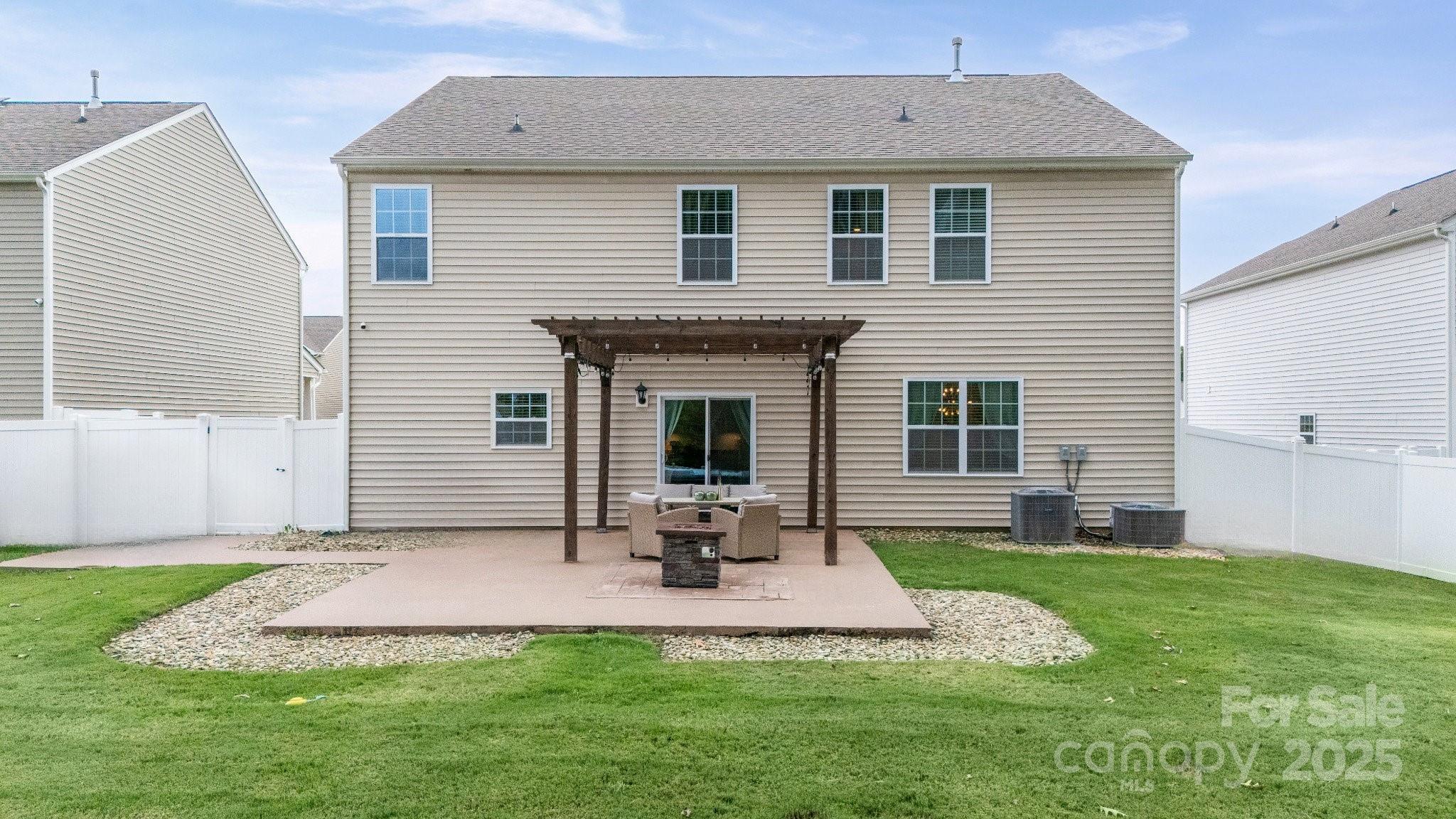 Sutton Farms - Residential