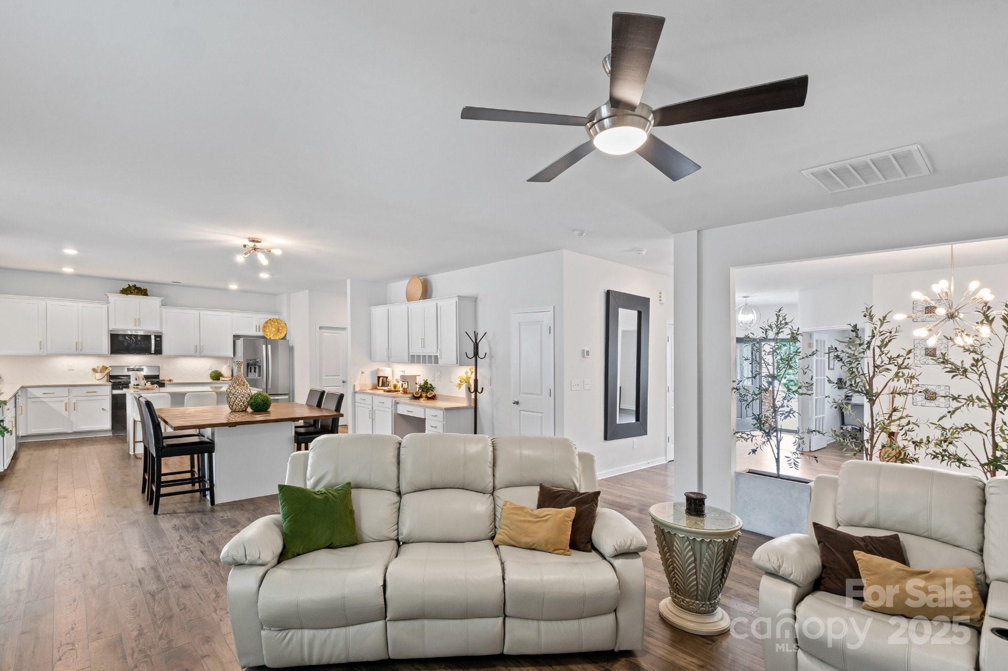 Sutton Farms - Residential