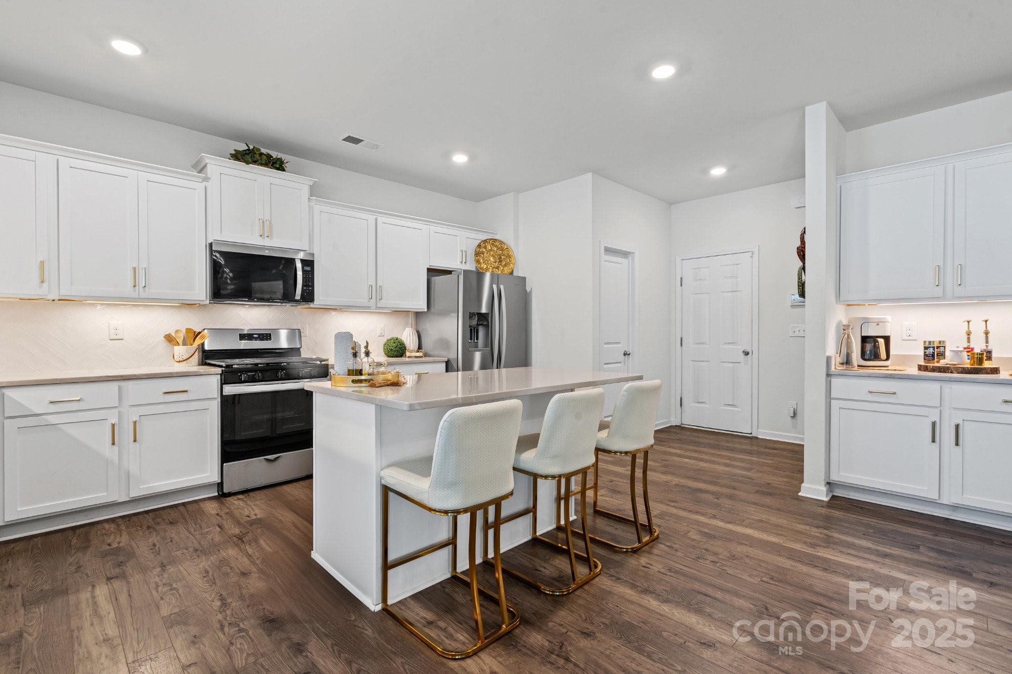 Sutton Farms - Residential