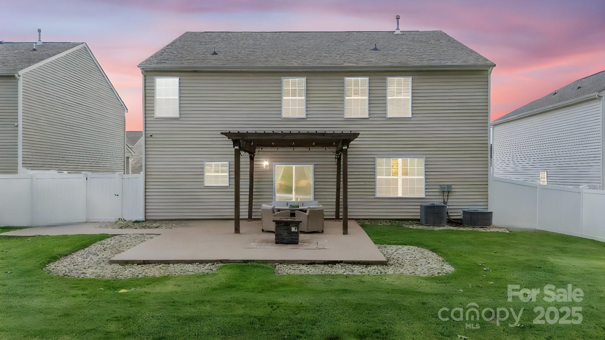 Sutton Farms - Residential