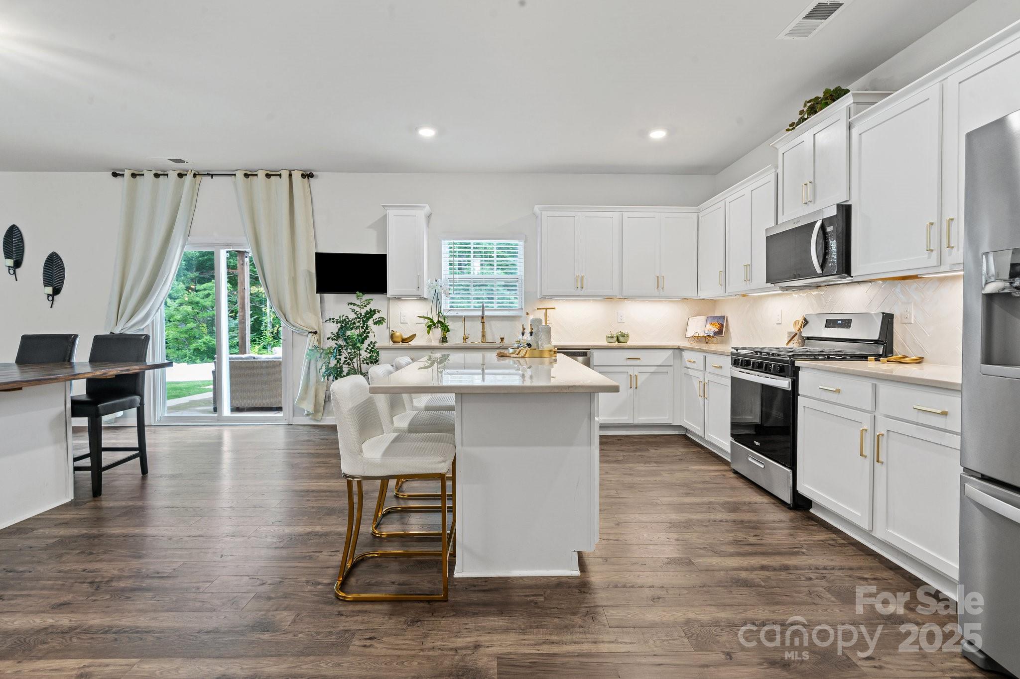 Sutton Farms - Residential