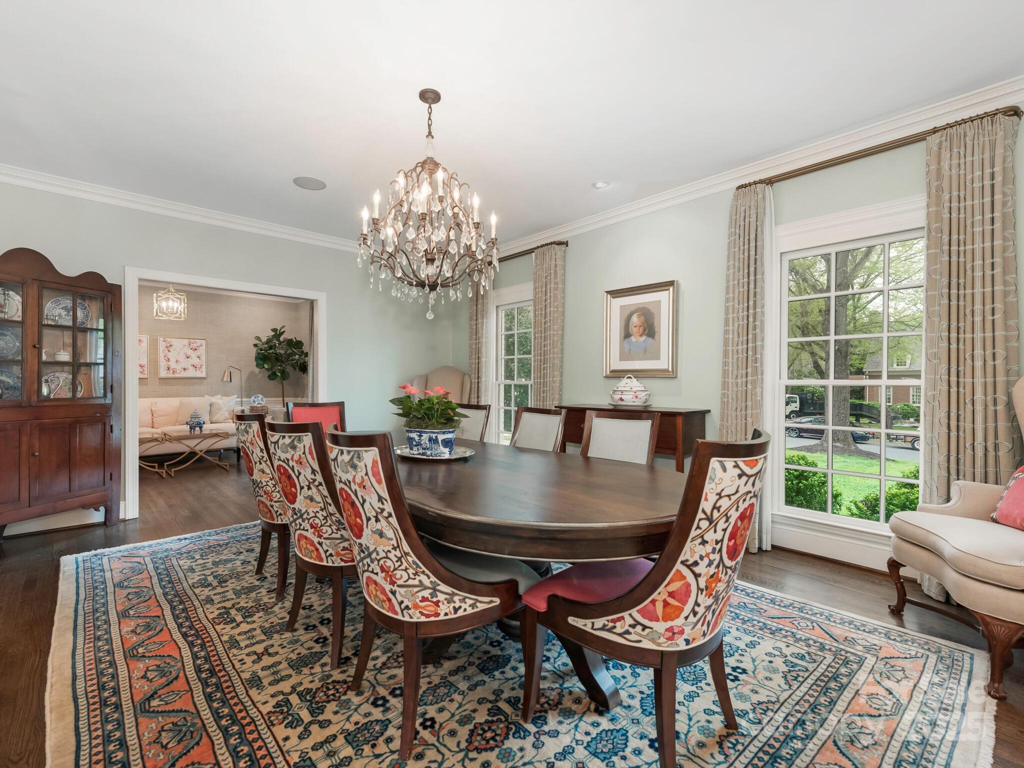 2219 Richardson Drive