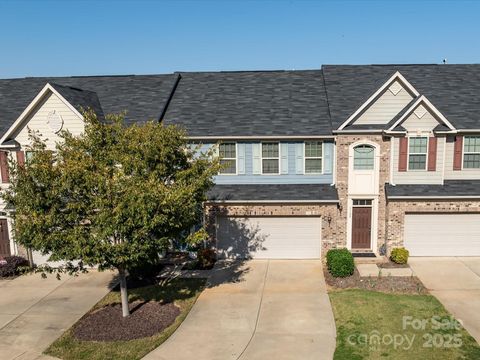 3525 Hornets Nest Way Charlotte NC 28208