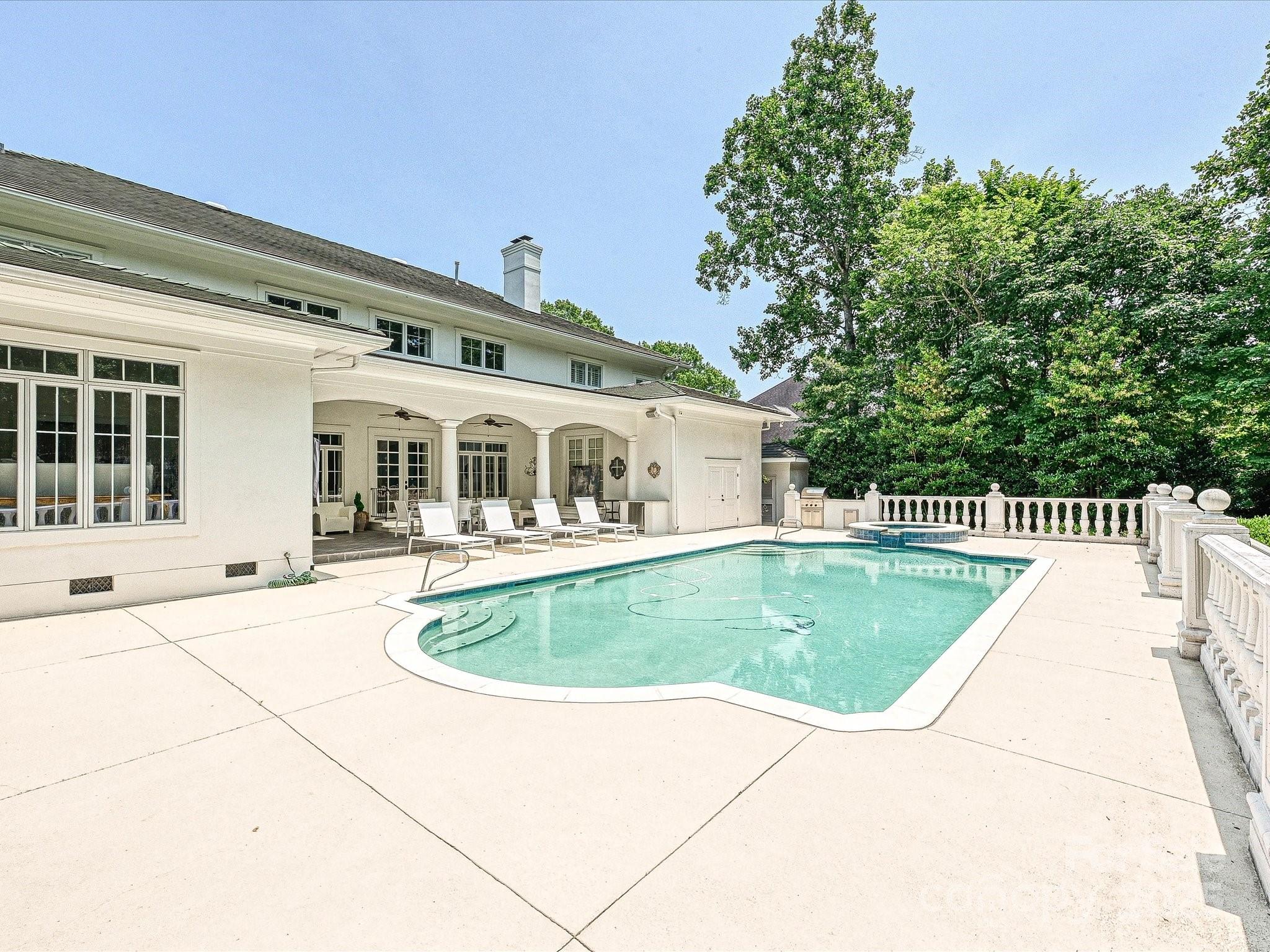 4300 Cameron Oaks Drive