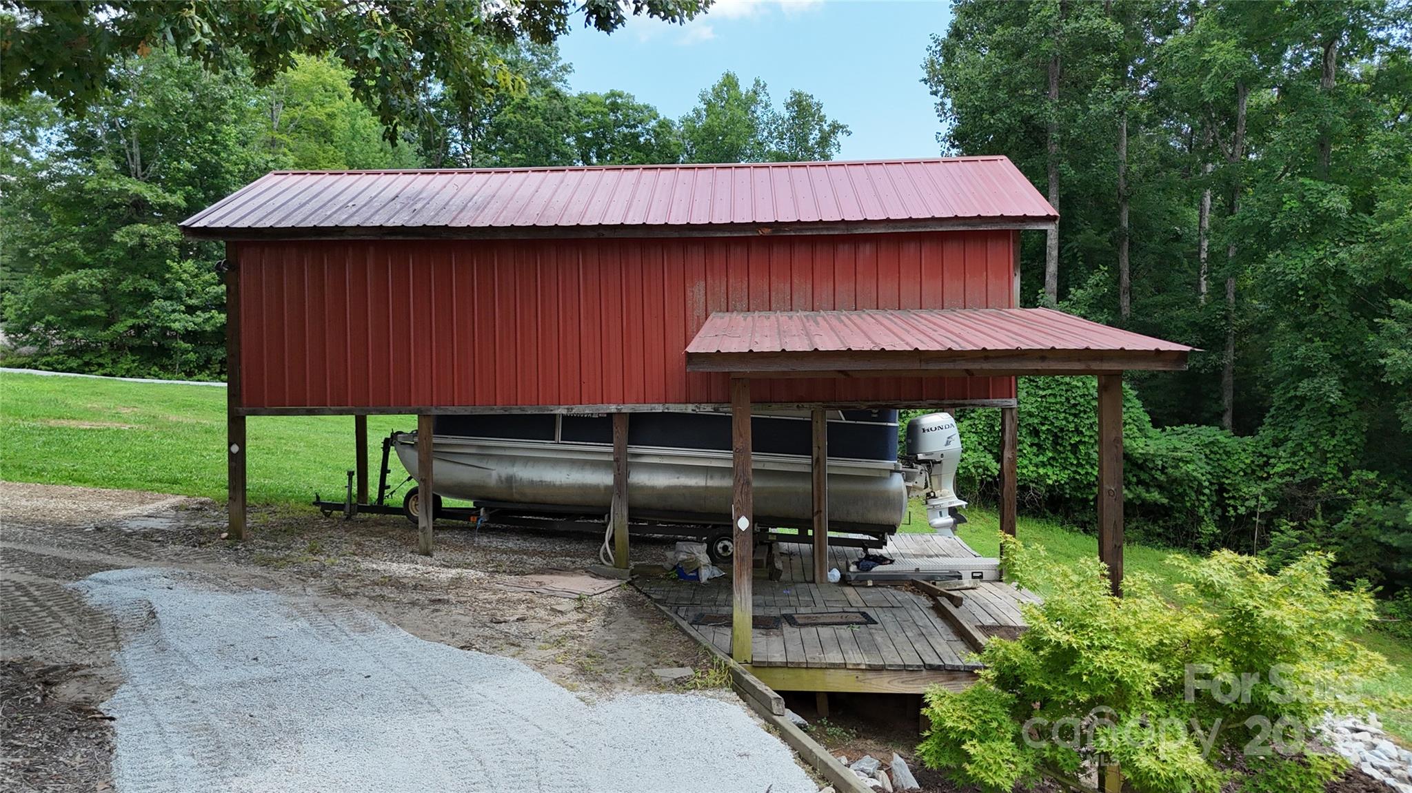 37 Bream Loop Road
