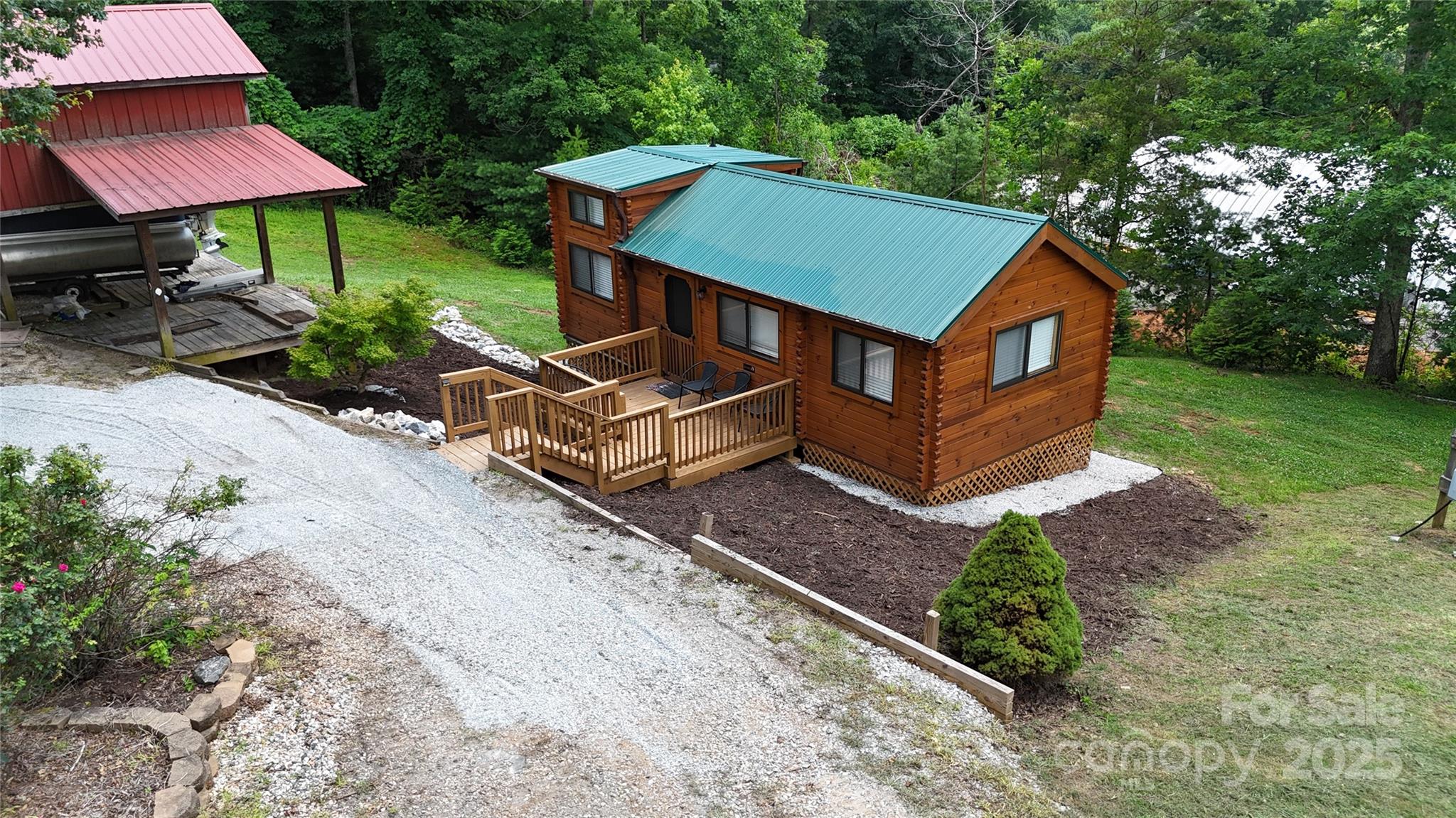 37 Bream Loop Road