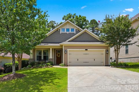 Photo of 748 Lagan Court, Fort Mill, SC 29715 (MLS # 4395710)