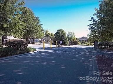 Olde Whitehall - Residential