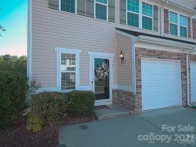 Olde Whitehall - Residential