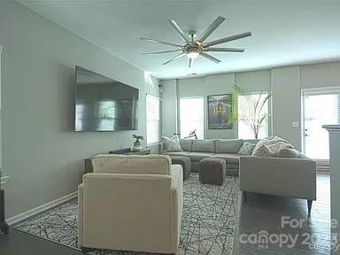 Olde Whitehall - Residential