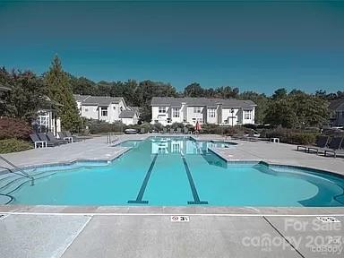 Olde Whitehall - Residential