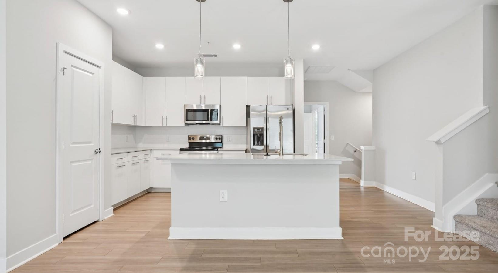 Matthews, North Carolina 28105, United States, 2 Bedrooms Bedrooms, ,3 BathroomsBathrooms,Residential,Active,231291