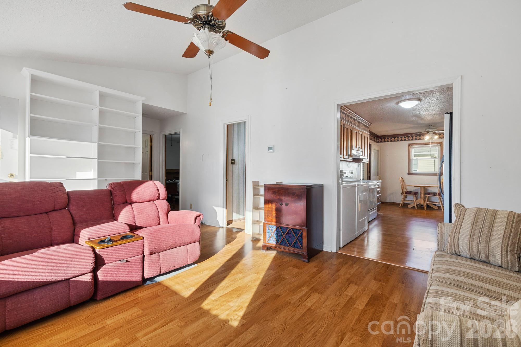 Winn Bar - Residential