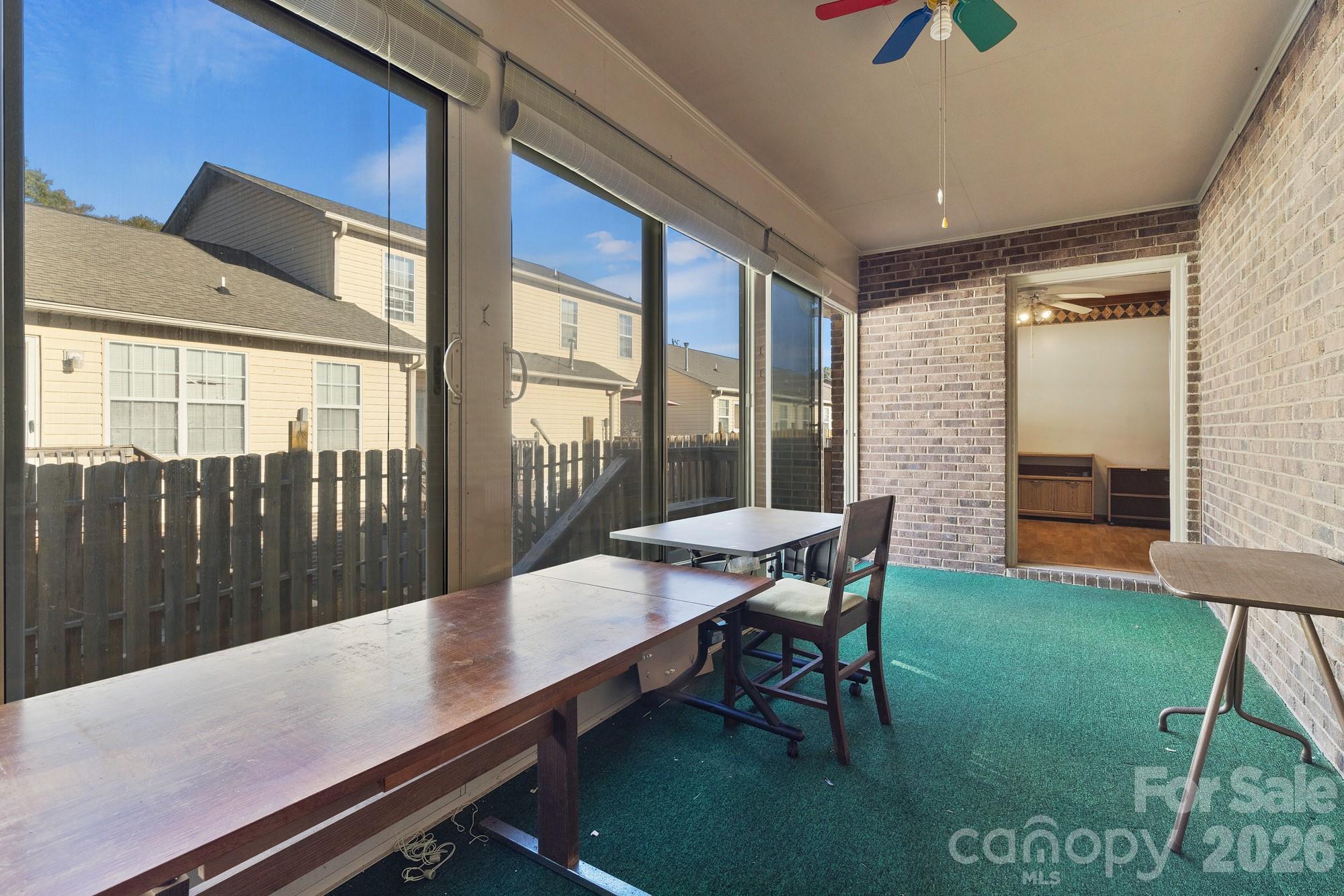 Winn Bar - Residential