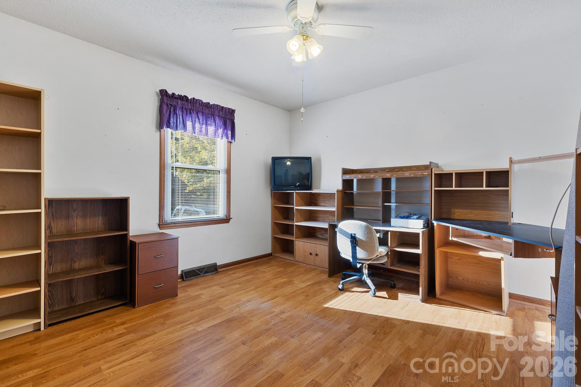 Winn Bar - Residential