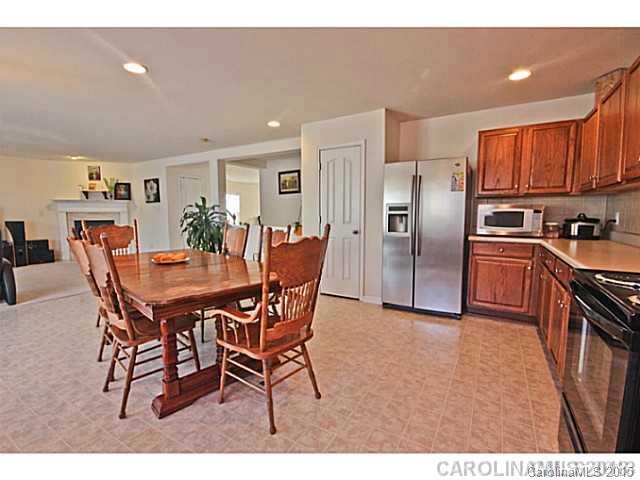 Hamilton Lakes - Residential Lease