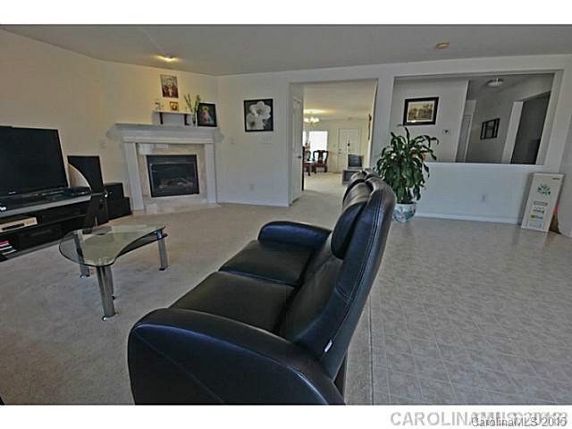 Hamilton Lakes - Residential Lease