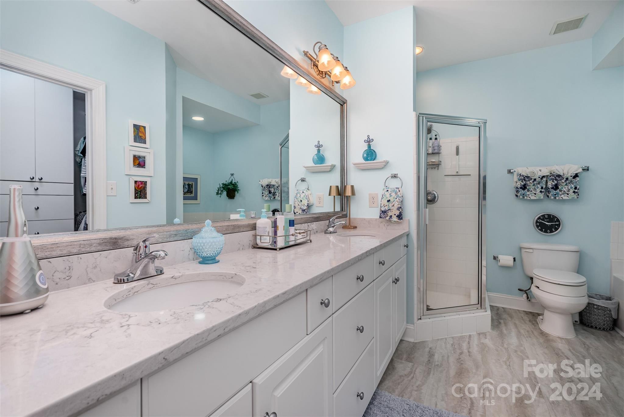 Chestnut Oaks - Residential