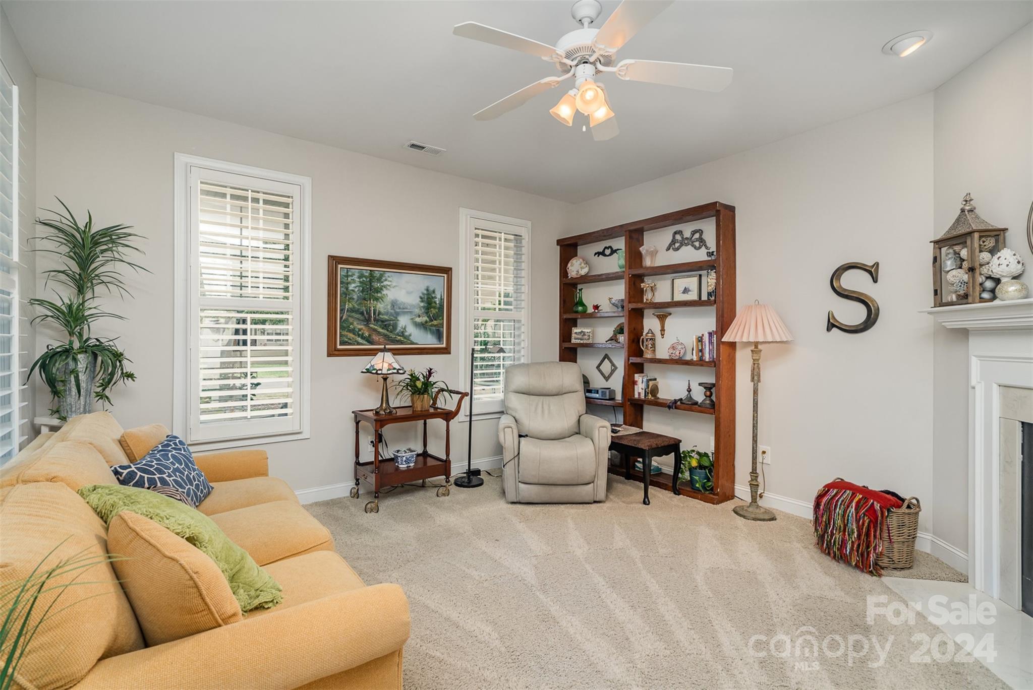 Chestnut Oaks - Residential