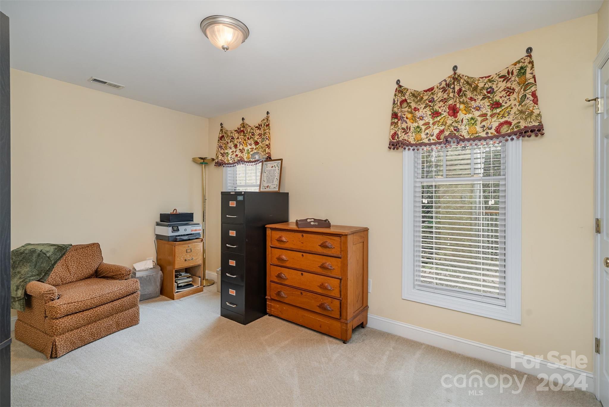 Chestnut Oaks - Residential