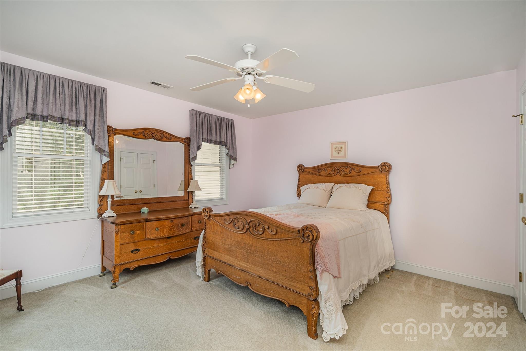 Chestnut Oaks - Residential