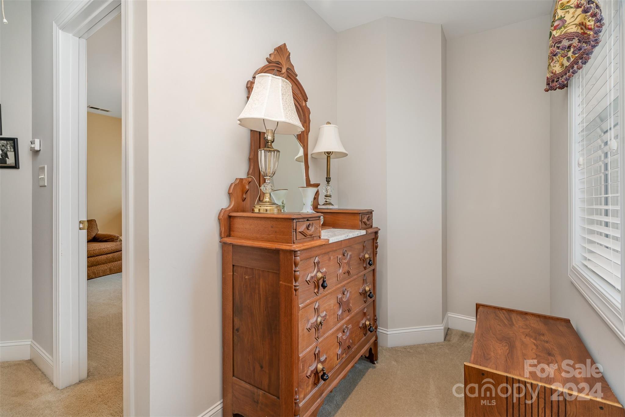 Chestnut Oaks - Residential