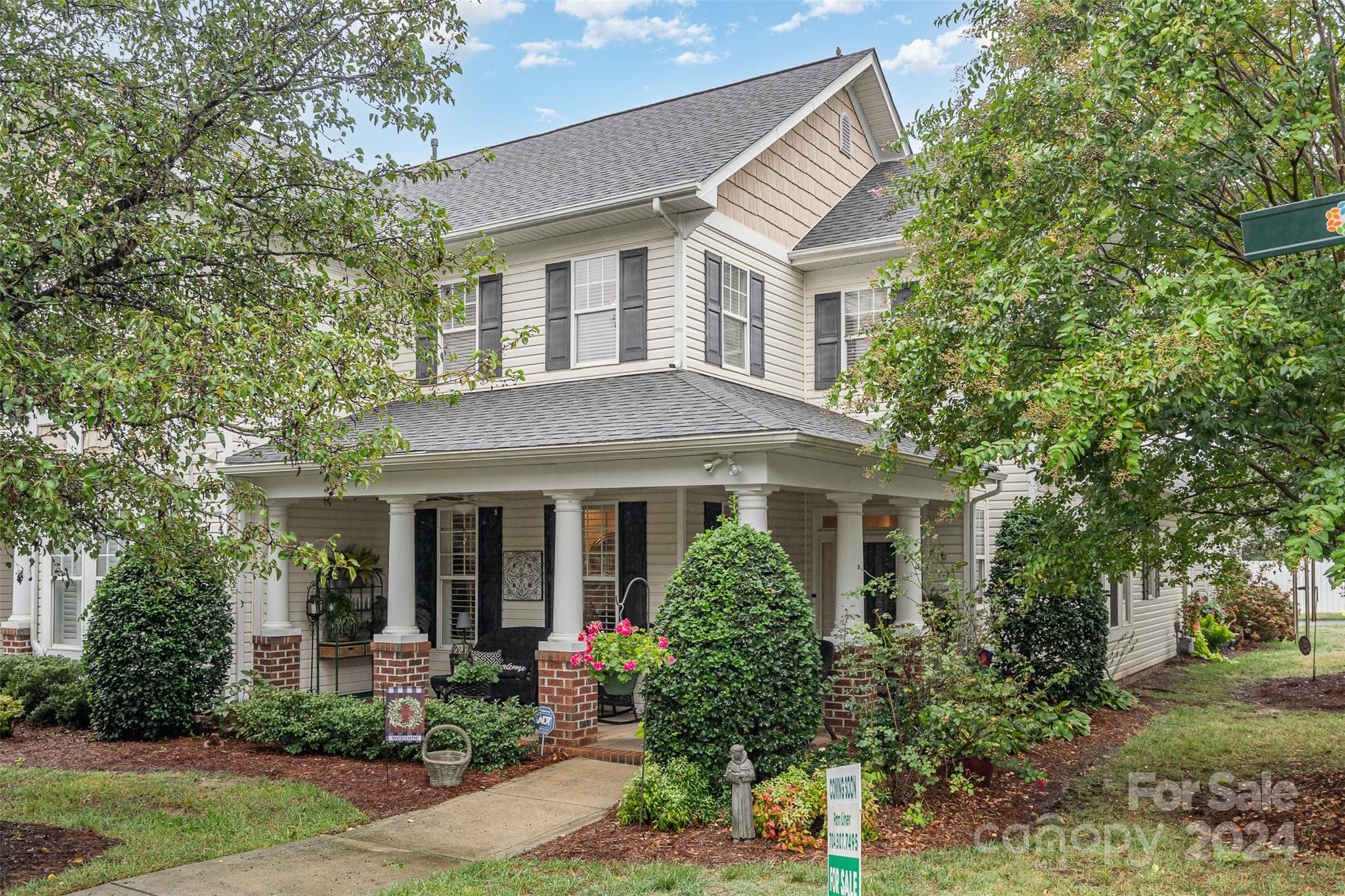 Chestnut Oaks - Residential