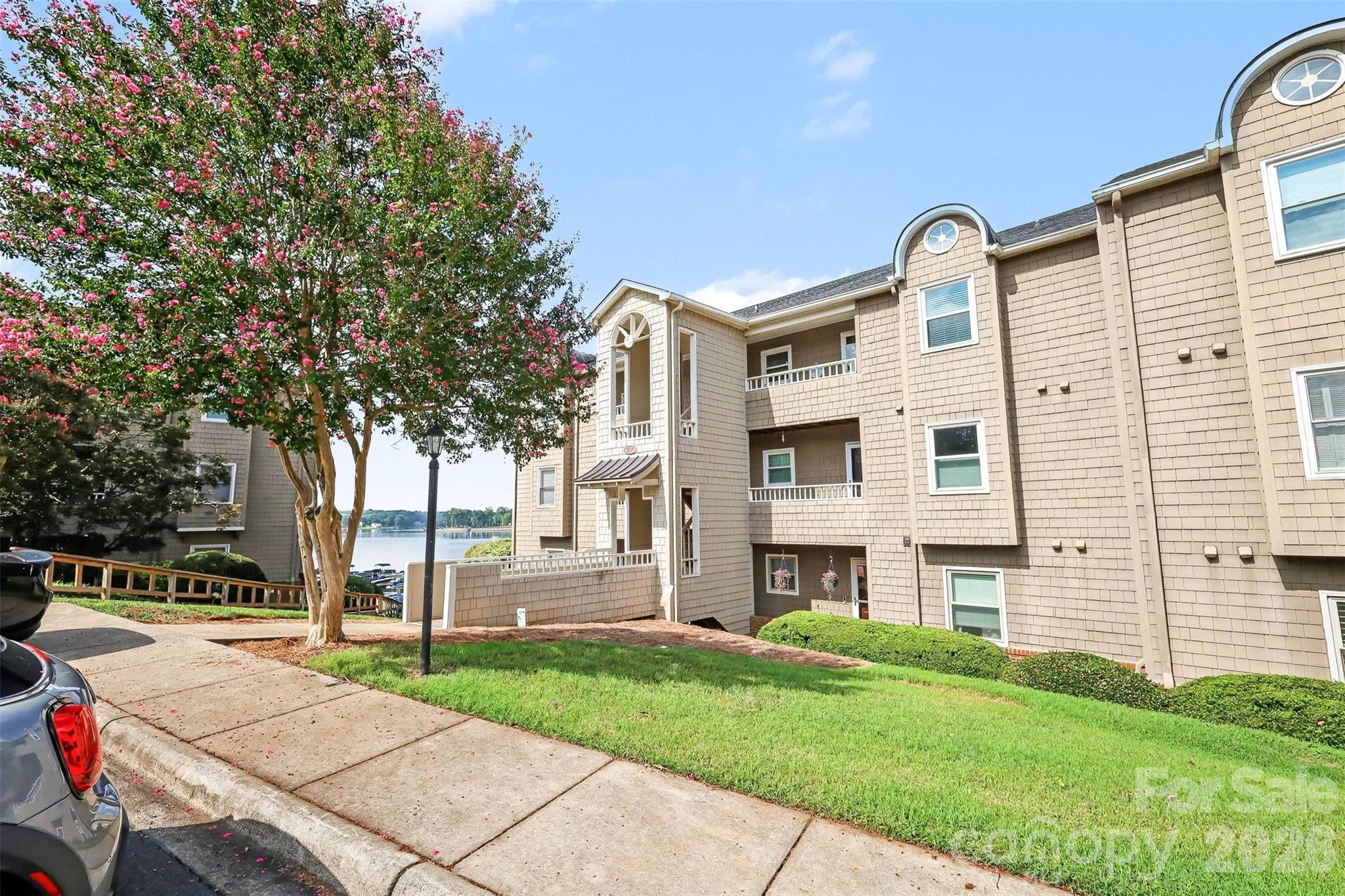 9817 Emerald Point Drive Unit 10