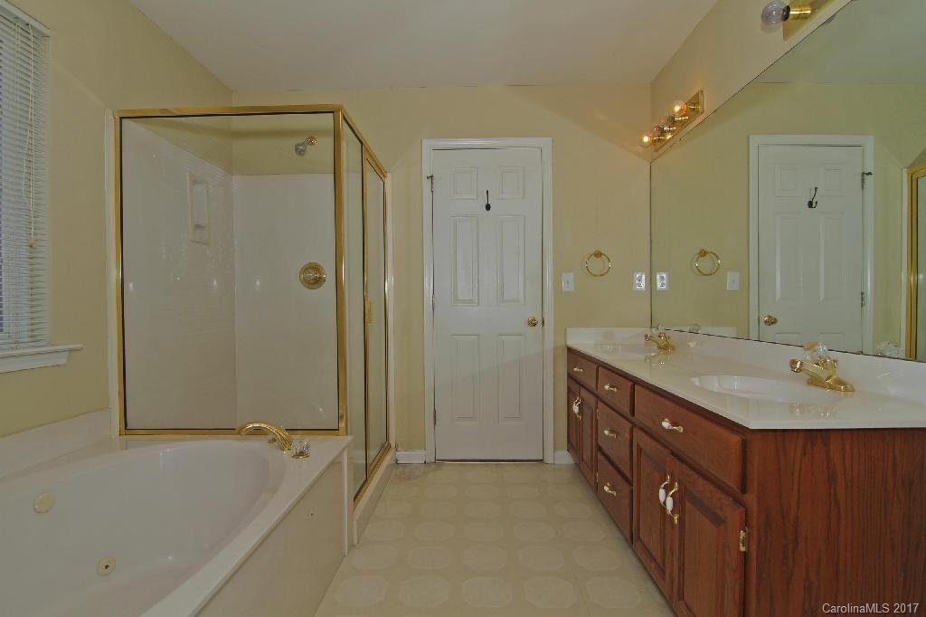 Hampton Ridge - Residential Lease