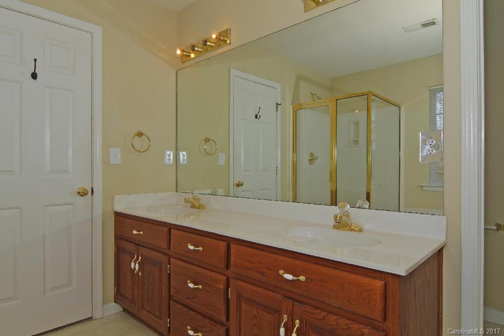 Hampton Ridge - Residential Lease