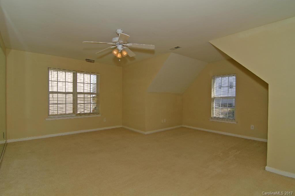 Hampton Ridge - Residential Lease