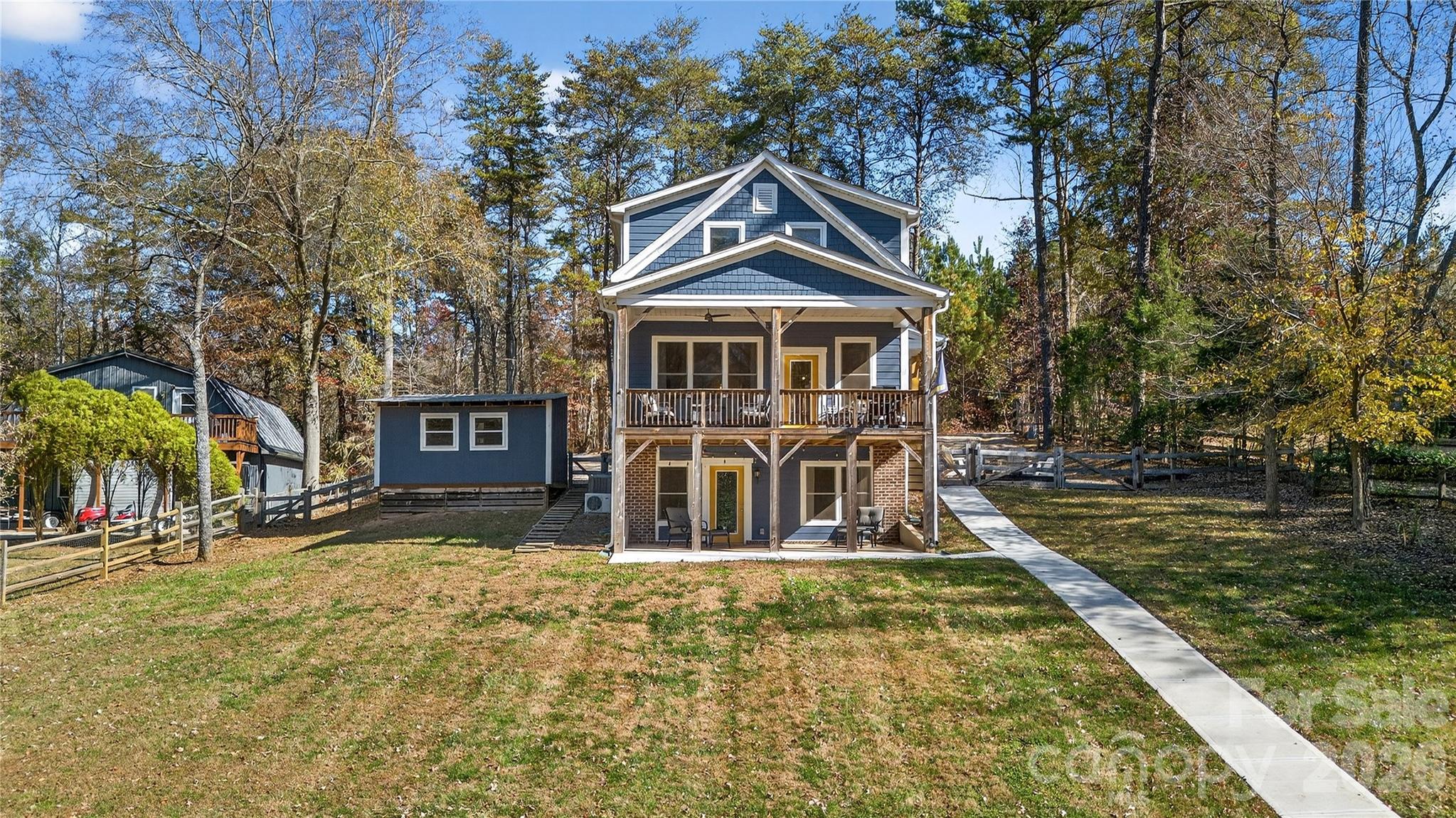 6923 Wateredge Drive